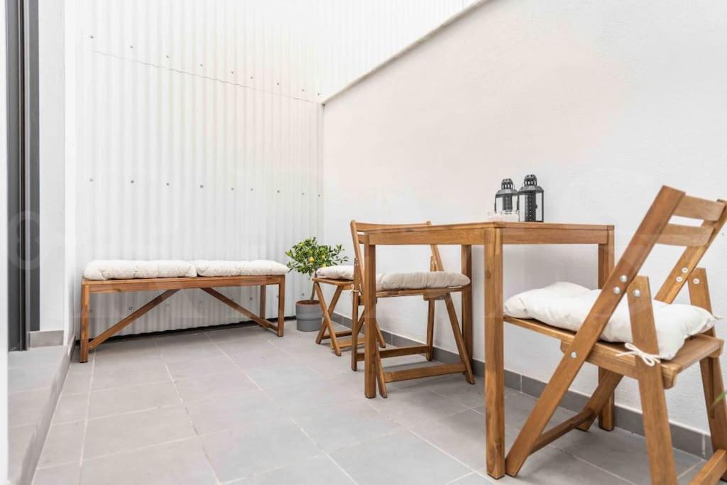 Fresh & Stylish Apartment With Parking By Rems Málaga Exterior foto