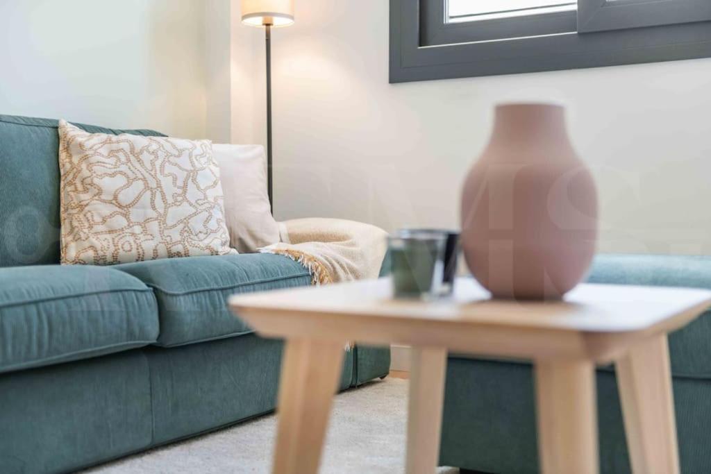 Fresh & Stylish Apartment With Parking By Rems Málaga Exterior foto
